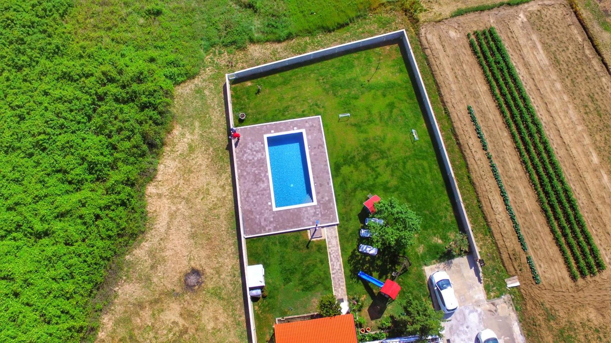 House Rose With Garden And Pool Villa Ljubač Eksteriør billede